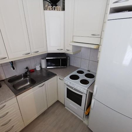 Cozy Apartment In The Center โรวานิเอมิ ภายนอก รูปภาพ
