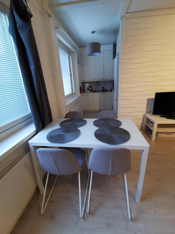 Cozy Apartment In The Center โรวานิเอมิ ภายนอก รูปภาพ