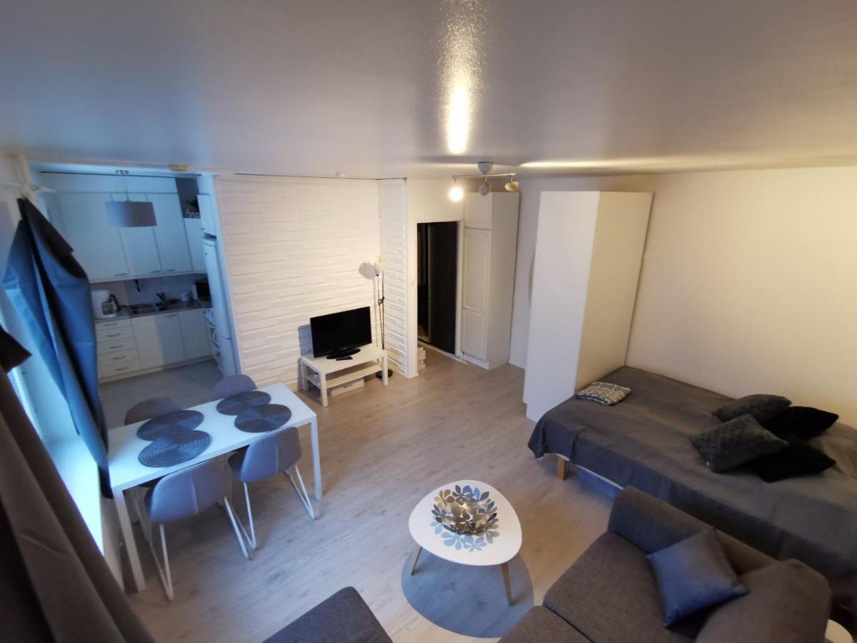 Cozy Apartment In The Center โรวานิเอมิ ภายนอก รูปภาพ